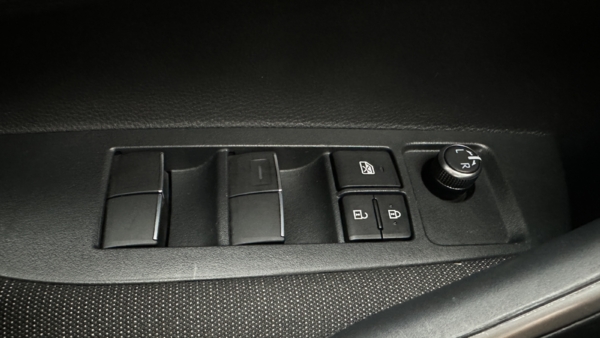 Toyota Corolla TS 1.8 Hybrid Active 2025 m. 25