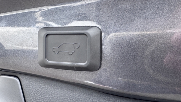 Toyota RAV4 2,5 Hybrid Luxury Limited AWD 2025 m. 10