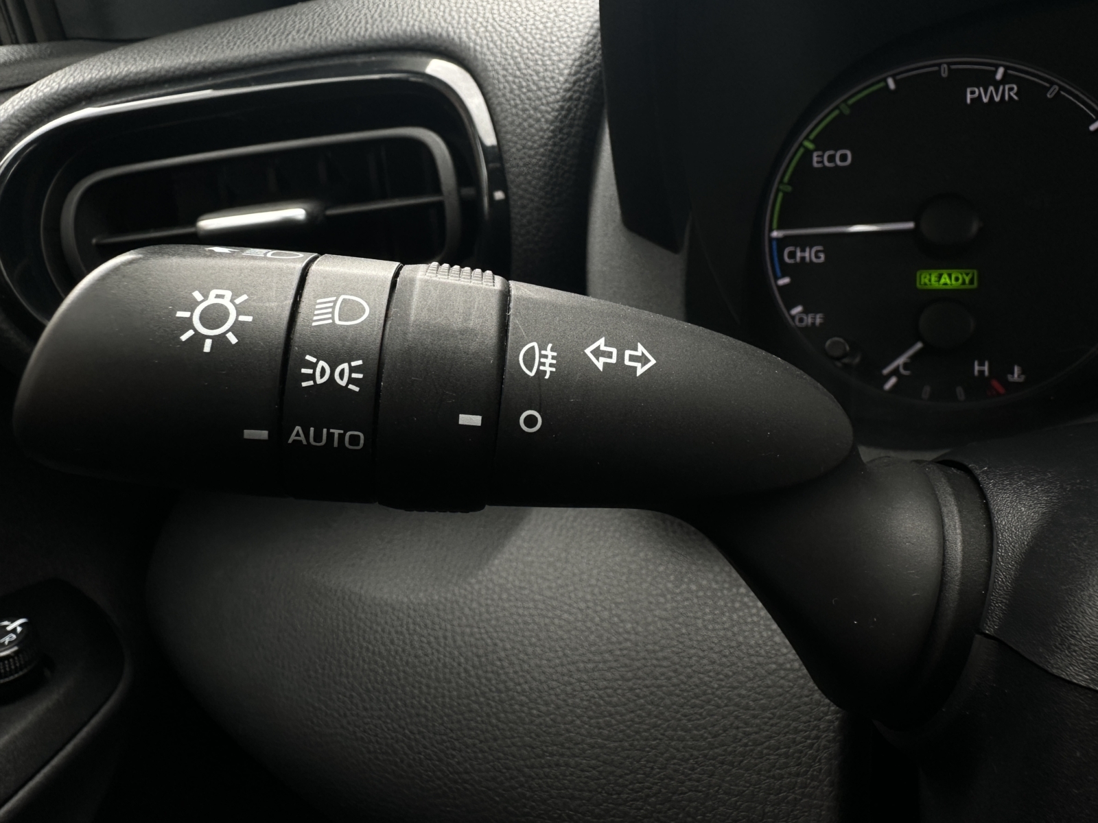 Toyota Yaris 1.5 Hybrid Active 2023 m. 12