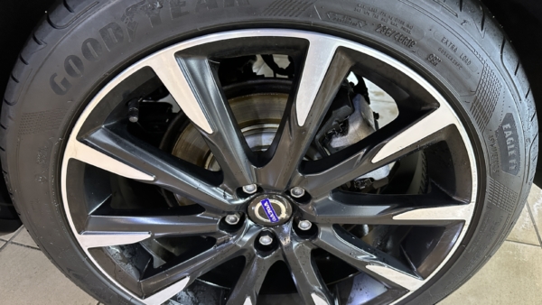 Volvo V60 2.0 D4 Cross Country 2016 m. 23