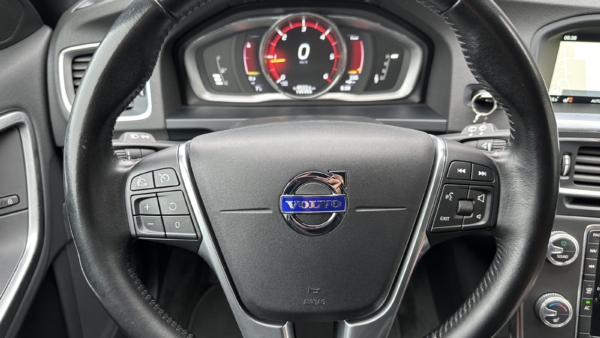 Volvo V60 2.0 D4 Cross Country 2016 m. 6